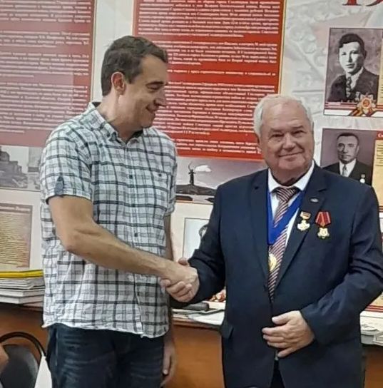 Александр Анидалов поздравил с юбилеем председателя Объединённого совета ветеранов войны и труда, члена комитета БМО КПРФ В. С. Горенкова