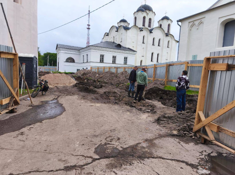 Сергей Обухов про археологическую сенсацию в Великом Новгороде и ее геополитическое измерение