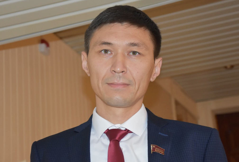Достучаться до властей