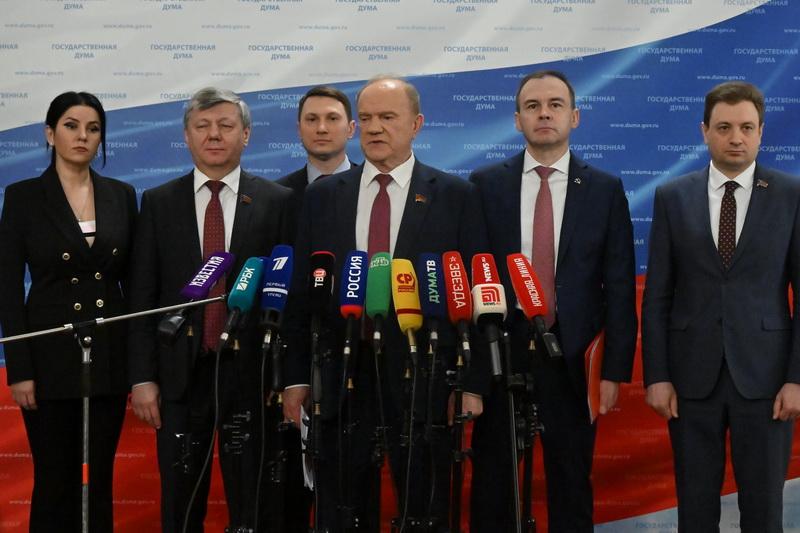Г.А. Зюганов: «Надо принимать жесткие меры против тех, кто не дает нам побеждать и сплачиваться»